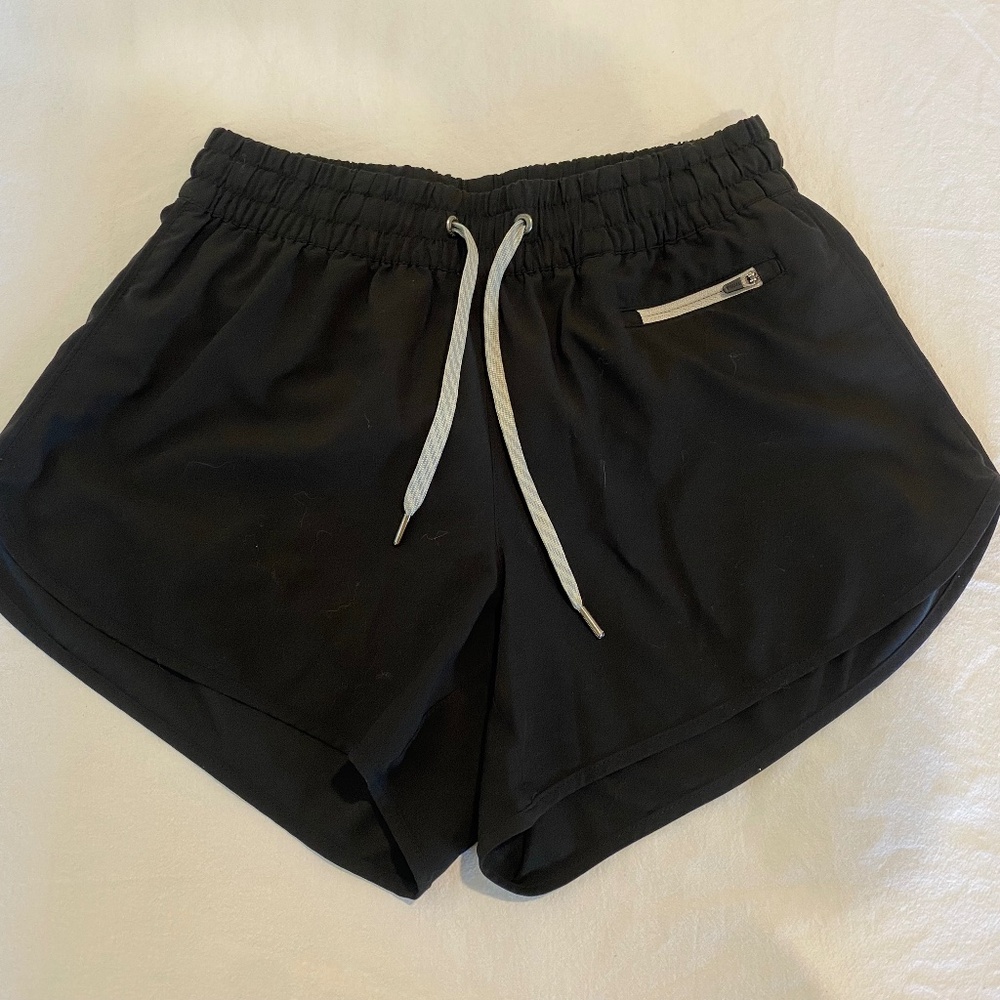 Vuori Shorts 4” Inseam